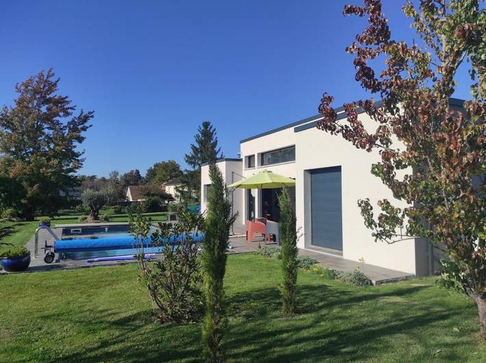 Gîte pour 2 personnes, avec terrasse et vue ainsi que jardin et piscine à Mulsanne - 4
