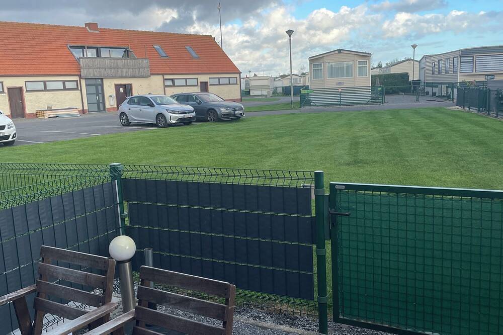 Ganze Wohnung, Gemütliches Ferienhaus 15 Minuten vom Strand entfernt in Wenduine, De Haan