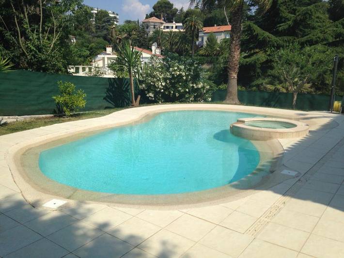 Villa voor 10 personen, with zwembad and whirlpool as well as tuin in Cannes