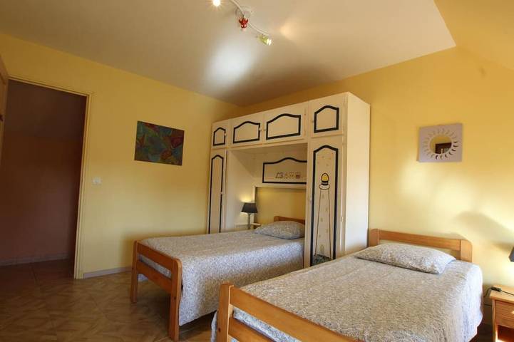 Gîte pour 8 personnes, avec jardin, animaux acceptés à Orval - 3