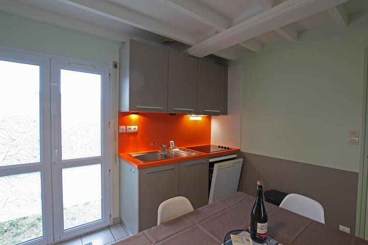 Gîte pour 5 personnes, avec jardin à Siouville-Hague - 2
