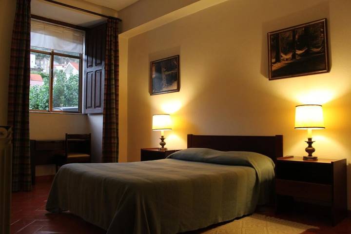 Location de vacances pour 18 personnes, avec balcon ainsi que jardin et vue à Seia - 2