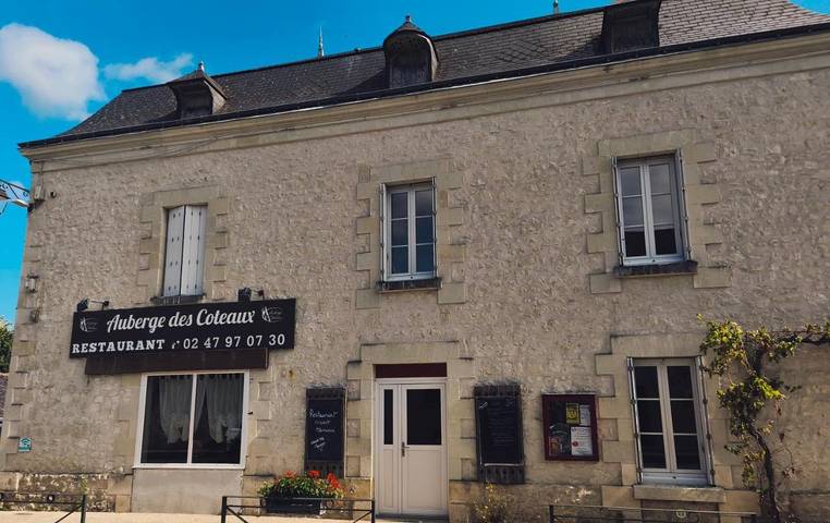 Location de vacances pour 3 personnes, avec vue et terrasse, animaux acceptés à Cravant-les-Côteaux - 2