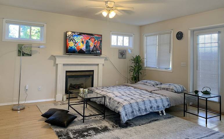 Vacation rental for 5 people, with balcony and garden in Kelowna