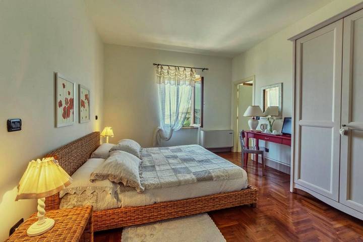 Maison d’hôte pour 8 personnes, avec jacuzzi et jardin à Pienza - 4