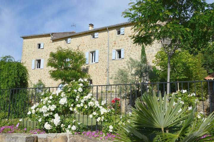 Chambre d’hôte pour 2 personnes, avec Terrasse ainsi que Jardin et Vue