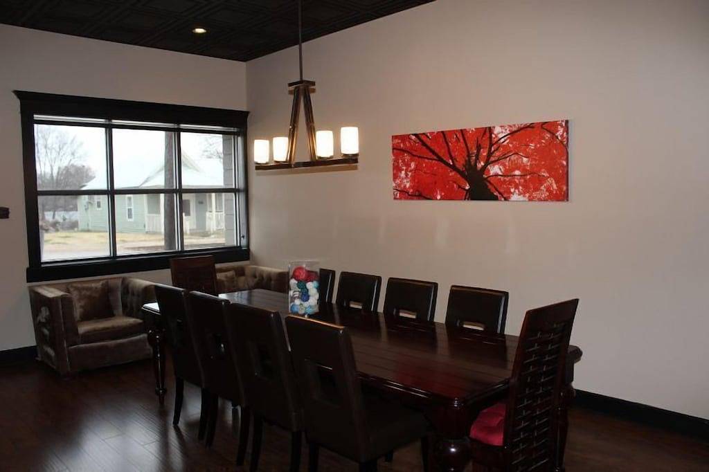 Historisches Feuerhaus für 12 Personen Zu Fuß zum Forellenfischen, White River, große Quelle in Baxter County