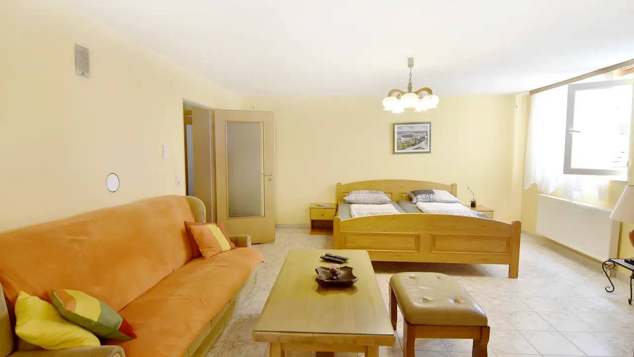Cijeli studio, Studio für 3 Personen (36 m²) in Sveti Ivan in Umaška regija