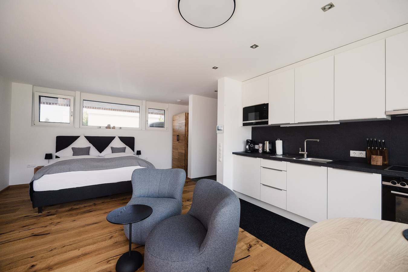 Ganze Wohnung, Ferienwohnung “ 1 Zimmer mit Terrasse”, privater Terrasse und Wlan in Hörbranz, Bodensee-Vorarlberg