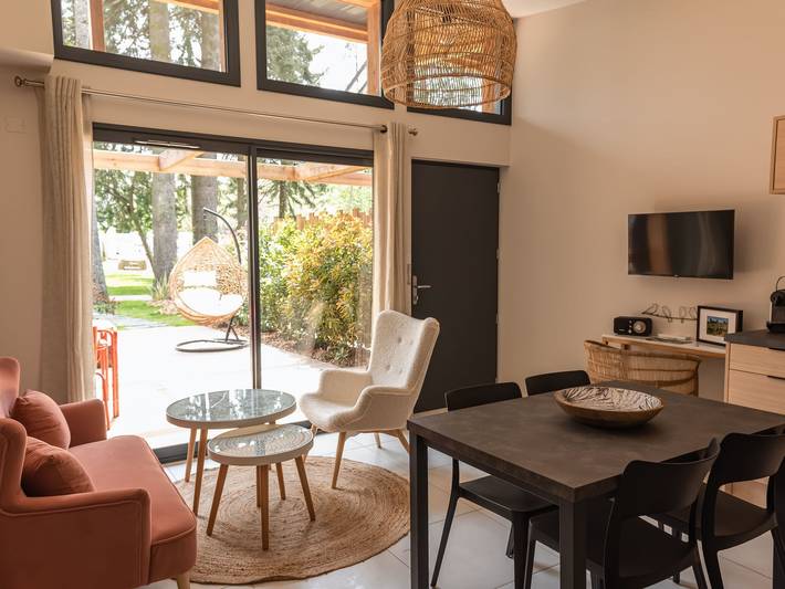 Apartamento entero, Ecolodge 4 pers mit Spa in Saint-Affrique, Parc naturel régional des Grands Causses