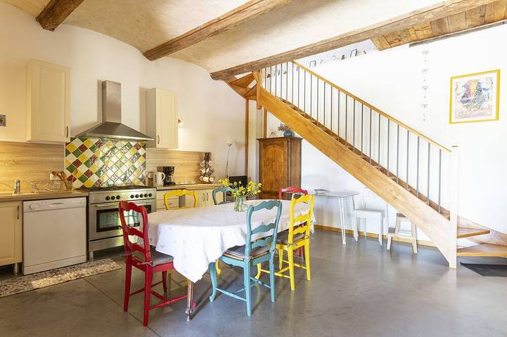 Gîte pour 6 personnes, avec jardin à Galargues - 4