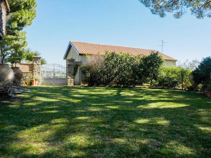 Casa vacanza per 2 persone, con panorama e giardino in Calabria