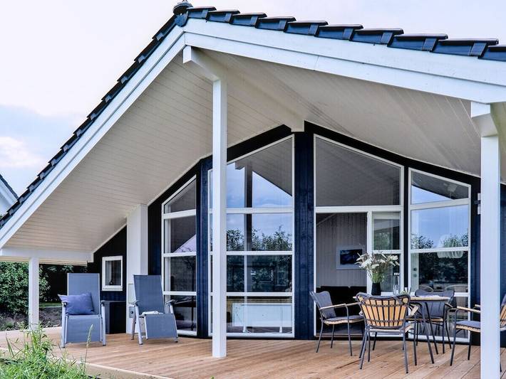 Ferienhaus für 4 Personen, mit Terrasse in Dreschvitz