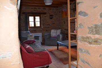 Gîte pour 7 personnes, avec jardin à Payzac (Dordogne)