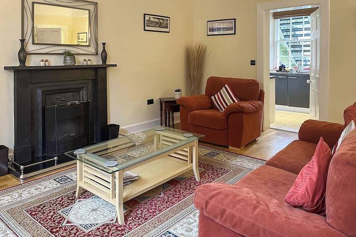 Log cabin for 4 people, with garden in Berwick-upon-Tweed