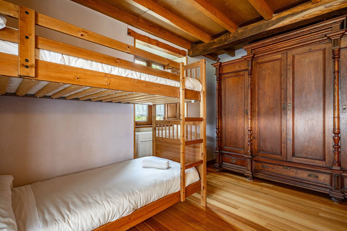 Zimmer O Corredor mit privatem Balkon und Bergblick in Mondoñedo, Lugo Provinz