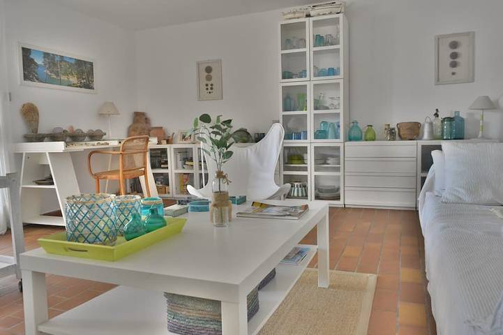 Gîte pour 4 personnes, avec terrasse dans Archipel du Frioul - 2