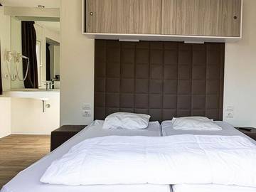 Camping per 2 Persone in Arles, Parco naturale regionale della Camargue, Foto 3