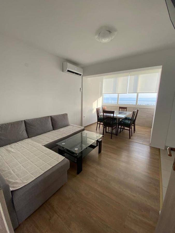 Ferienwohnung für 8 Personen in Krvavica