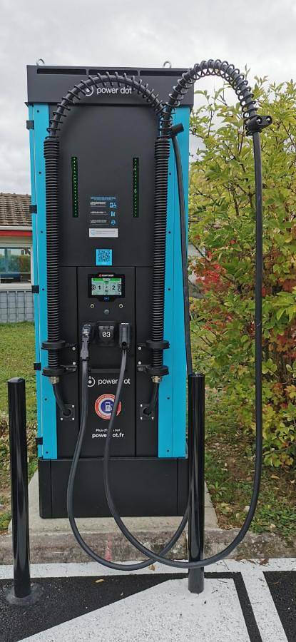 Hôtel pour 3 personnes, avec terrasse, animaux acceptés à La Chapelle-Saint-Luc - 3