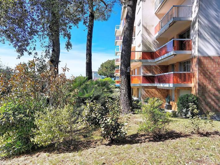 Gîte pour 4 personnes, avec terrasse dans Plage de Nauzan