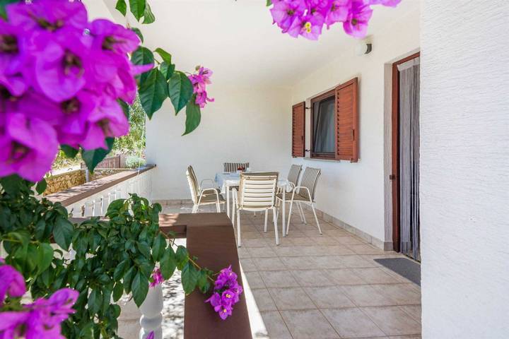 Apartamento para 4 personas, con terraza y balcón/terraza en Croacia