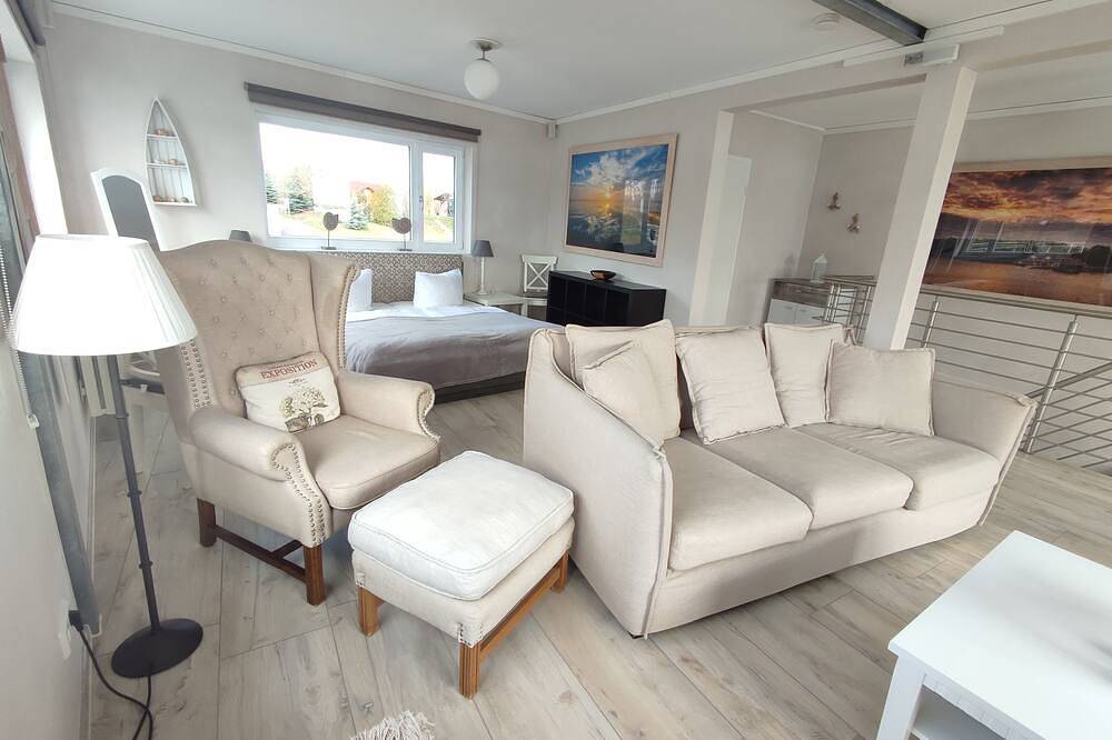 9. Schwimmendes Ferienhaus Dolcevita auf Liegeplatz 10 - Schwimmende in Laasow, Vetschau
