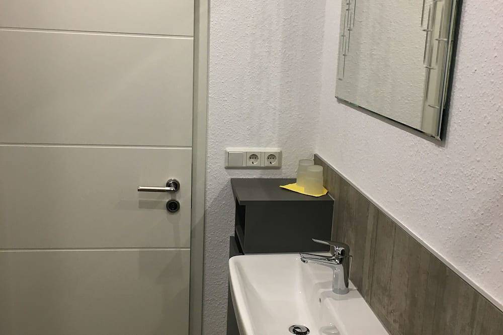 Ganze Wohnung, Modernes 21 m² Apartment ruhig, modern, zentral in Jever, Metropolregion Bremen-Oldenburg