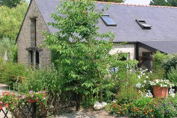 Gîte pour 4 personnes, avec jardin et terrasse à Clohars-Fouesnant
