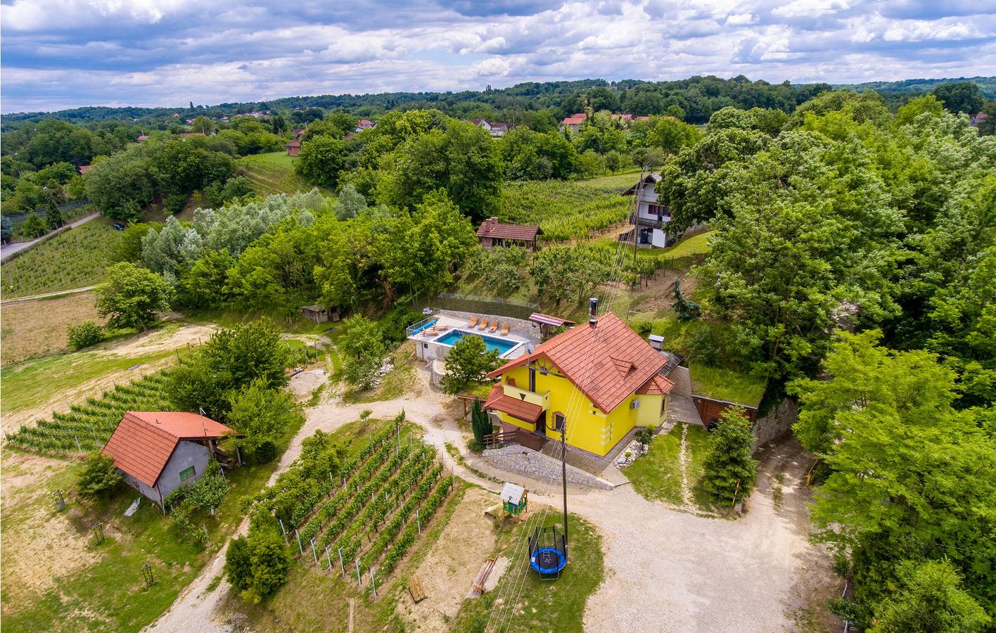 Modernes Apartment mit Pool, WLAN und Terrasse in der Nähe des Stadtzentrums von Ludbreg in Ludbreg, Varazdin