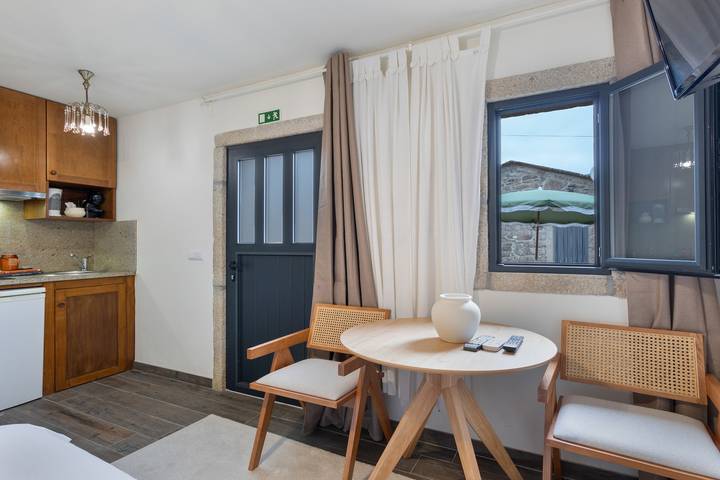 Casa do Monte - Monção: Mountain View, Wi-Fi & Air Conditioning in Merufe, Viana do Castelo District