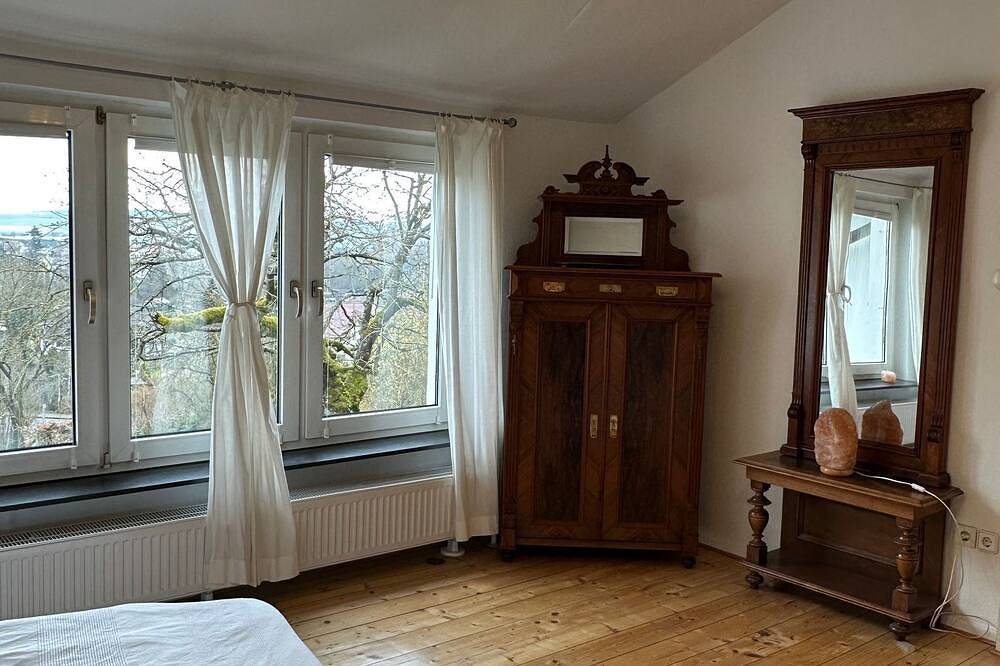 Ganze Wohnung, Ferienwohnung Regilturm im Herzen von Fritzlar mit Balkon und Gartennutzung in Fritzlar, Schwalm-Eder-Kreis