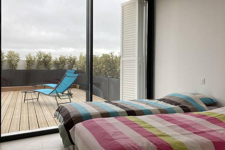 Appartamento intero, Foncillon beach, residence with swimming pool facing the sea in Pontaillac, Royan