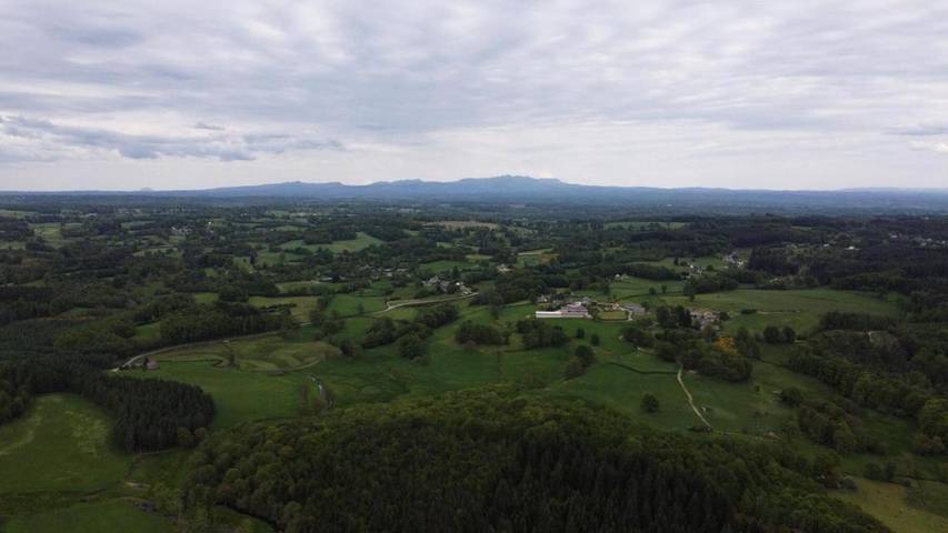 Gîte pour 6 personnes dans Saint-Exupéry-les-Roches - 3