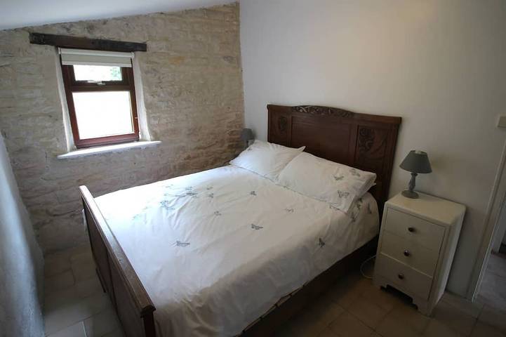 Gîte pour 4 personnes, avec jardin et jacuzzi ainsi que terrasse et piscine à Puyravault (Vendée) - 2