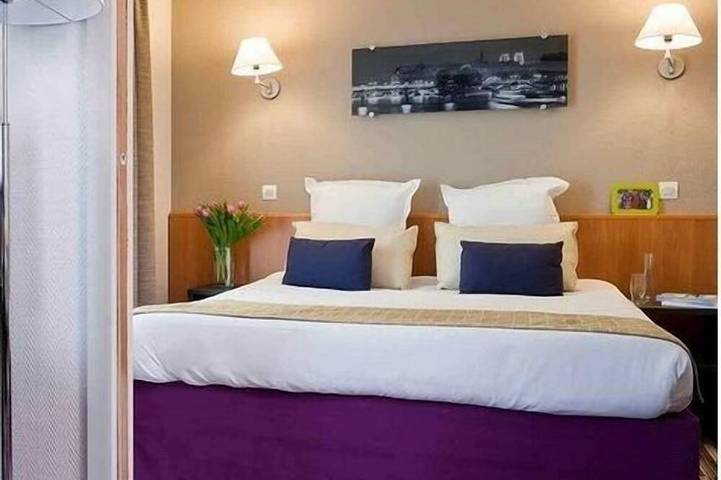 Appartement entier, 2 Pièces meublées à Paris La-Défense, dans une Résidence 4 étoiles in Courbevoie, Hauts-de-Seine