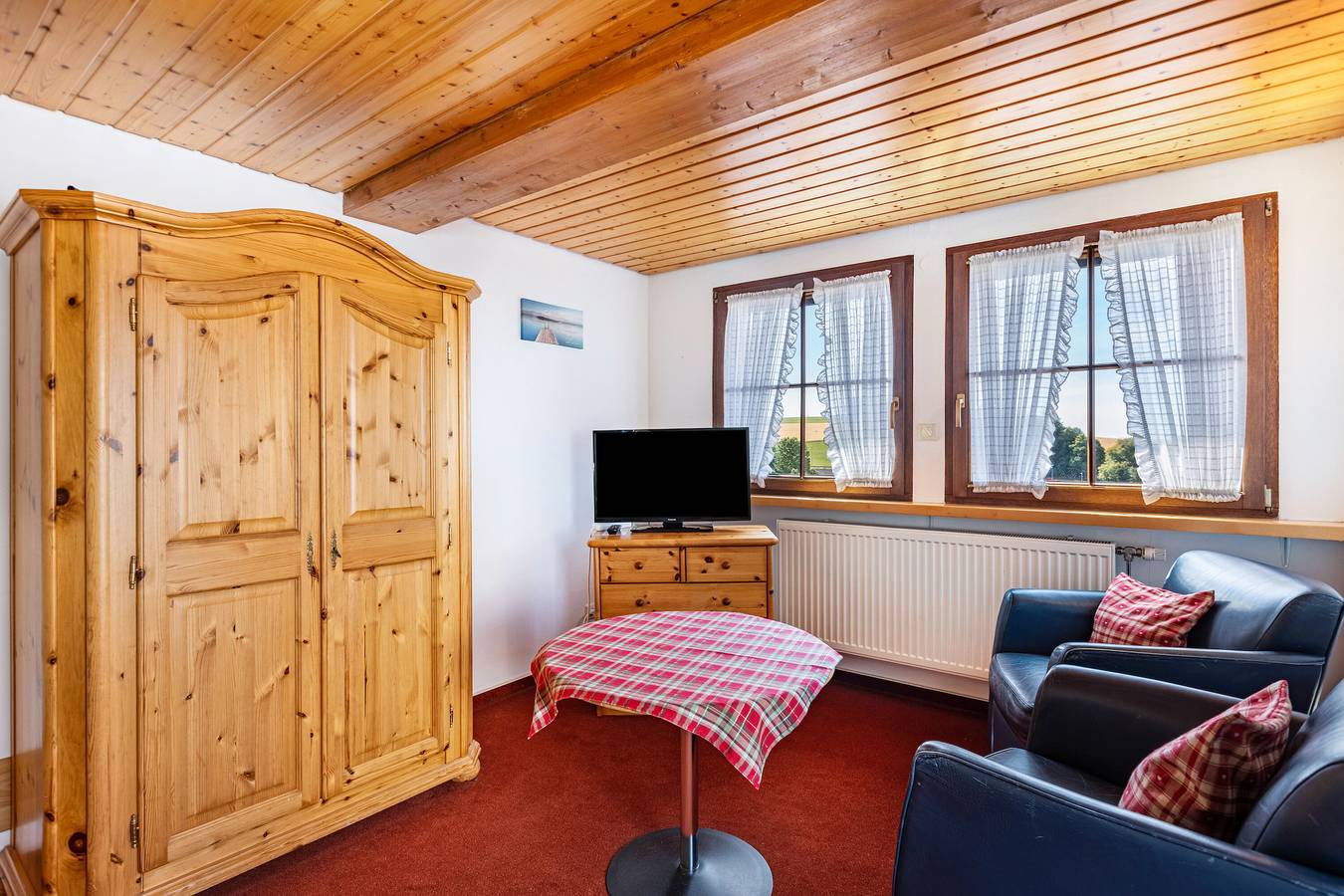 Zimmer 'Mit Balkon' mit Balkon und Wi-Fi in Bonndorf im Schwarzwald, Südschwarzwald