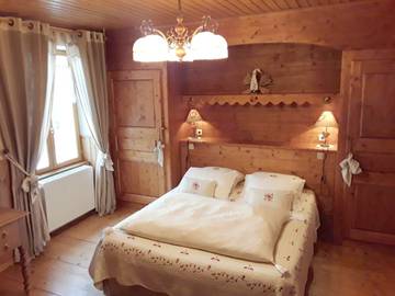 Maison d’hôte pour 3 personnes, avec sauna ainsi que jacuzzi et jardin à Giron