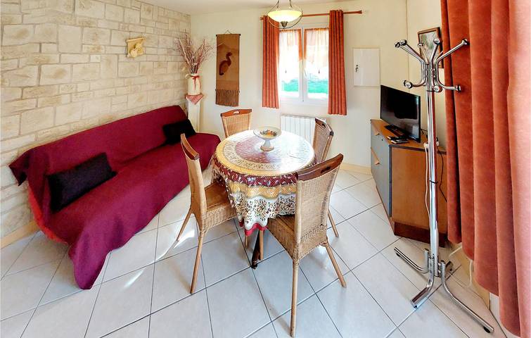 Maison de vacances pour 4 personnes, avec vue ainsi que terrasse et jardin dans les Deux-Sèvres - 4