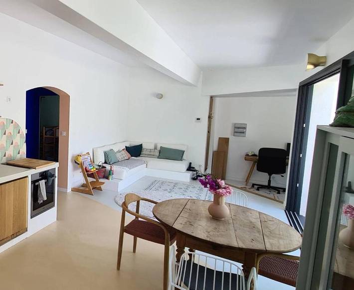 Location de vacances pour 4 personnes, avec terrasse, animaux acceptés dans Pointe Des Chevaliers Hyeres - 2