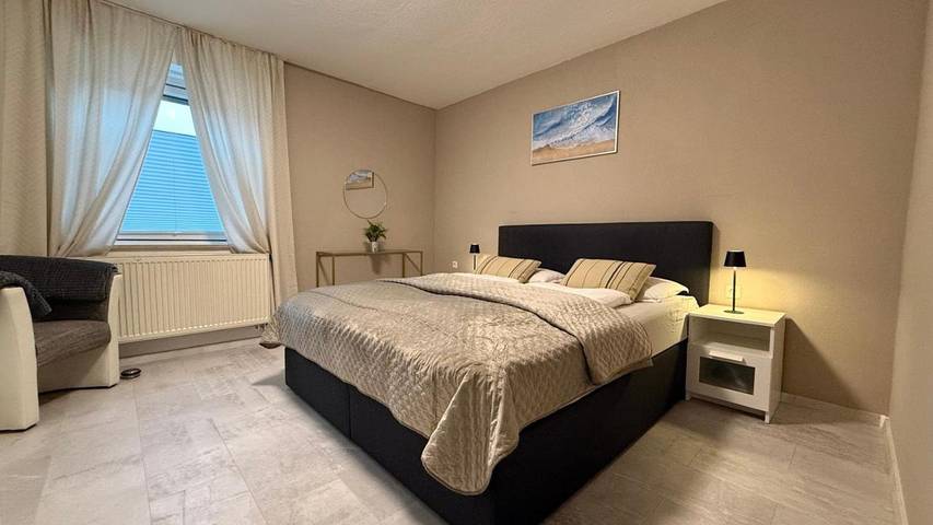 Villa für 7 Personen, mit Balkon und Terrasse sowie Garten und Ausblick