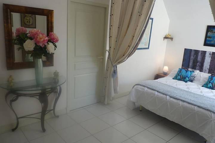 Gîte pour 4 personnes, avec terrasse dans Plage du Miramar - 3
