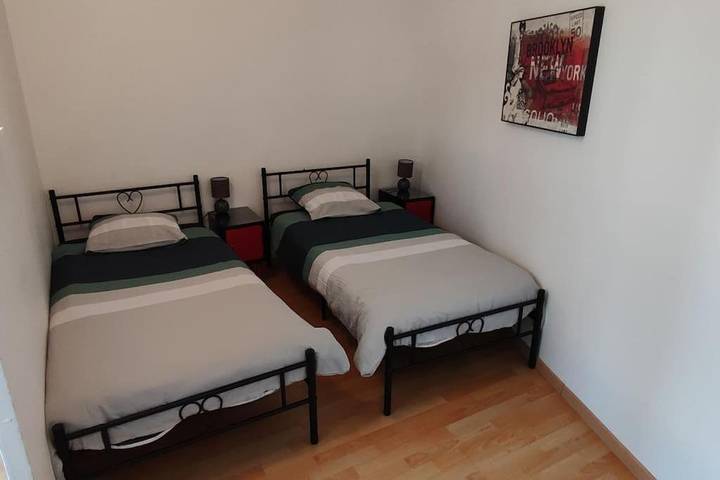 Location de vacances pour 7 personnes, avec jardin à Nogent-le-Rotrou - 2