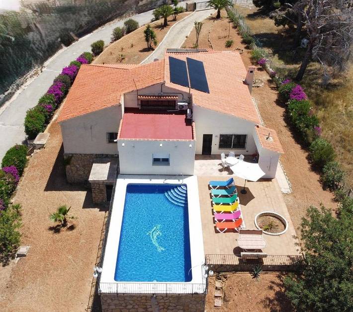 Chalet para 10 personas, con piscina además de vistas y jardín - 1