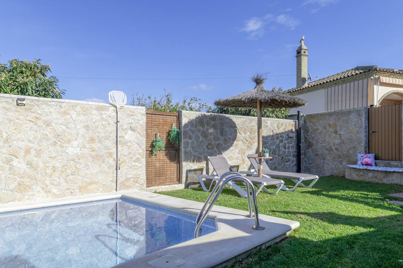 Casa Vacacional 'La Casita De Leonardo' con Piscina Privada, Wi-Fi y Aire Acondicionado in Conil de la Frontera, Costa de la Luz