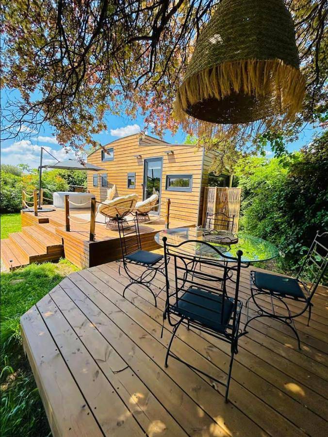 Holiday home for 3 people, with terrace and garden as well as hot tub - 1