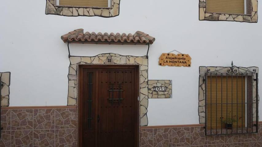 Casa rural para 10 personas, con vistas además de piscina y jardín en Sierra Sur Jaen - 2
