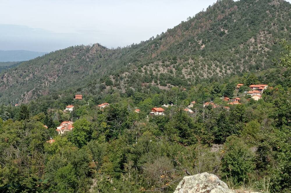 Les chalets Quazemi à Casteil locations de vacances in Casteil, Parc naturel régional des Pyrénées catalanes