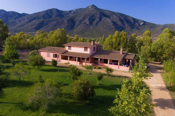 Chalet para 12 personas, con jardín, Se admiten mascotas - 1