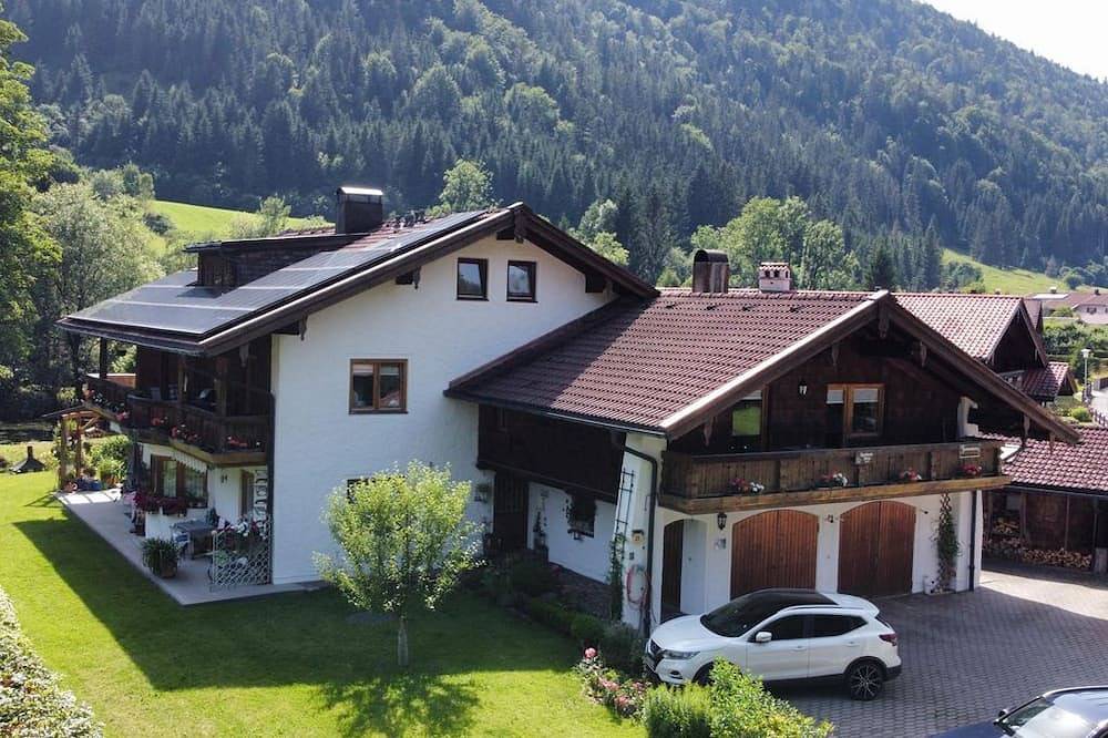 Ganze Wohnung, Appartement - Haus Stiafei in Weissbach an der Alpenstrasse, Schneizlreuth